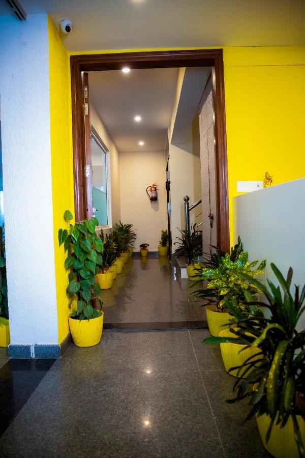 Lime Tree Luxury Studio - Service Apartment Near Artemis Hospital ,Gurgaon Esterno foto