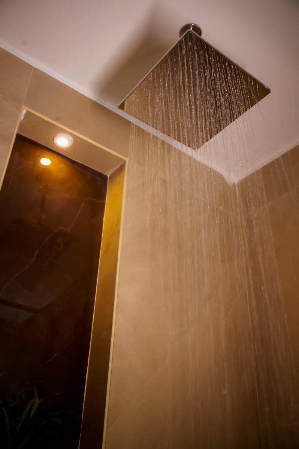 Lime Tree Luxury Studio - Service Apartment Near Artemis Hospital ,Gurgaon Esterno foto