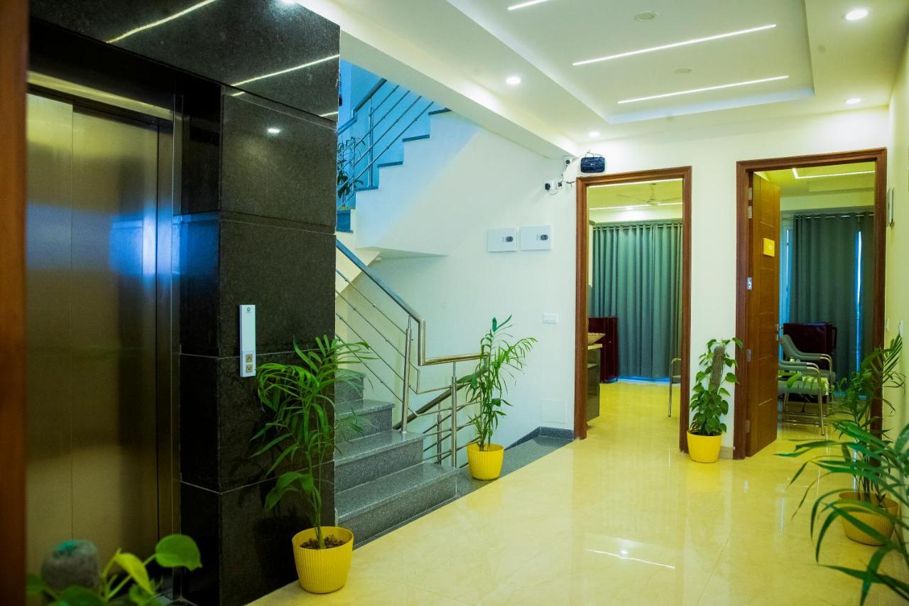 Lime Tree Luxury Studio - Service Apartment Near Artemis Hospital ,Gurgaon Esterno foto