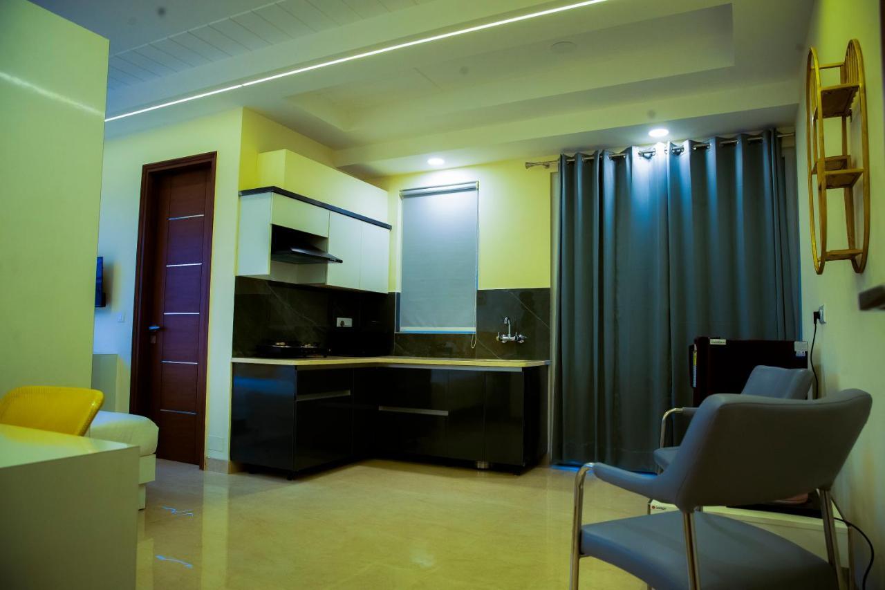 Lime Tree Luxury Studio - Service Apartment Near Artemis Hospital ,Gurgaon Esterno foto